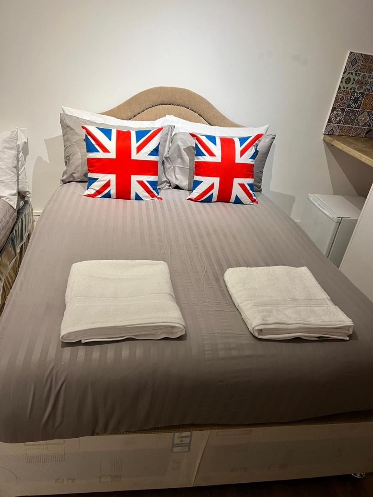 Islington Budget Guesthouse Лондон Екстериор снимка