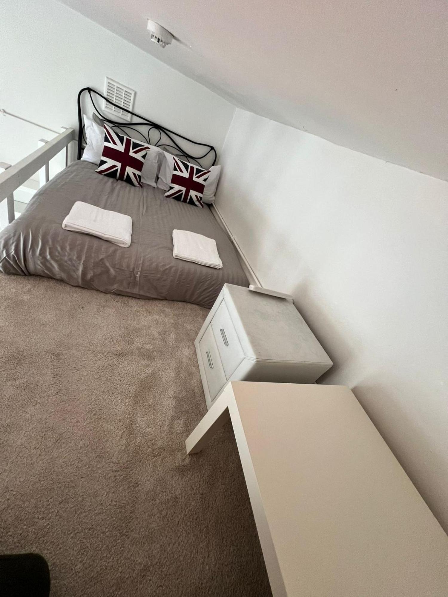 Islington Budget Guesthouse Лондон Екстериор снимка