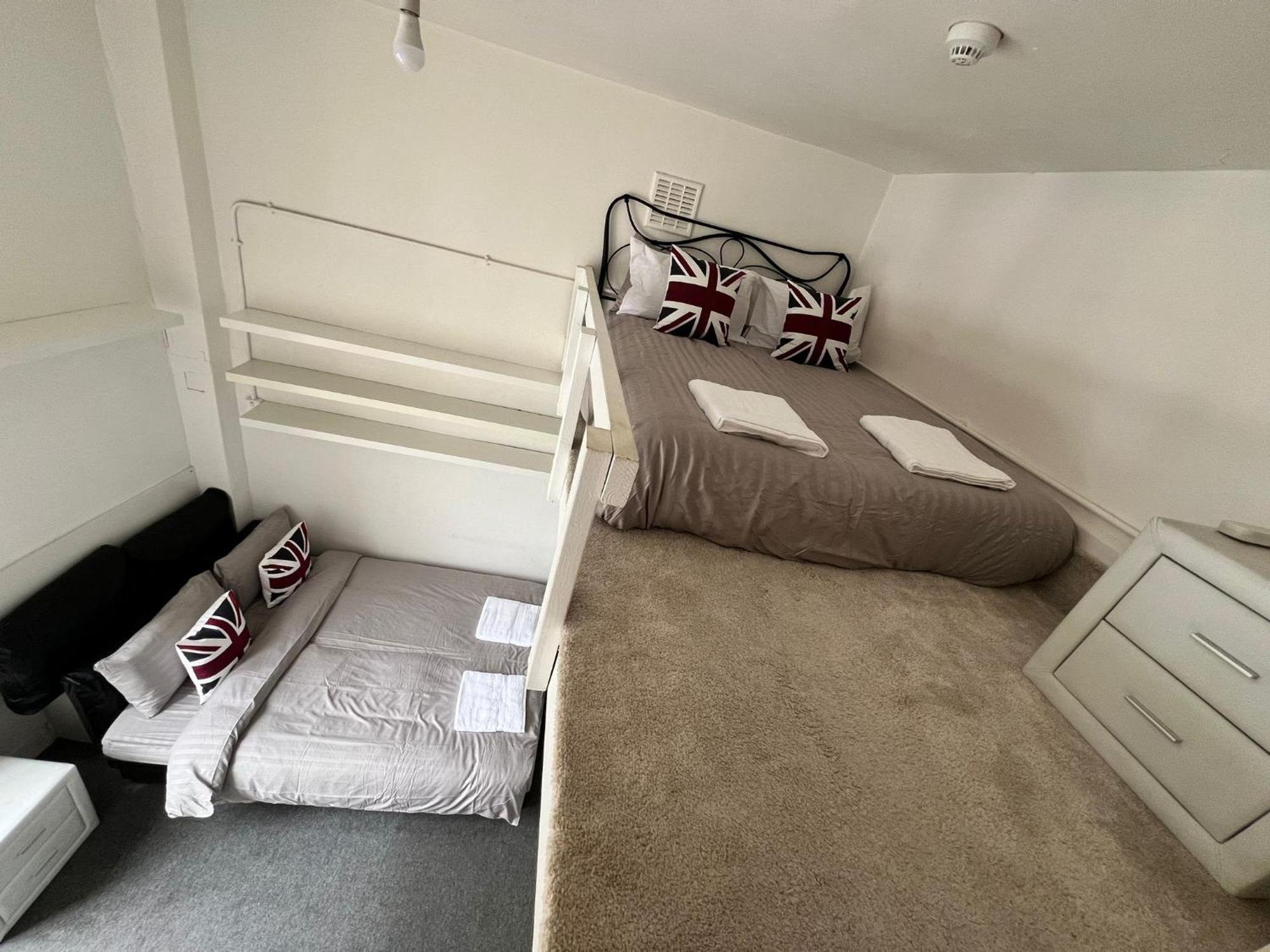 Islington Budget Guesthouse Лондон Екстериор снимка
